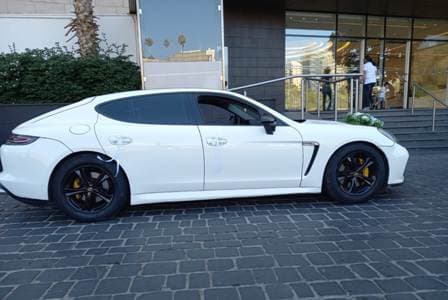 Luxury Taxi Porsche Panamera at a client of Limo Beirut