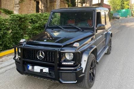Black VIP taxi Mercedes G-Class in Beirut, Lebanon